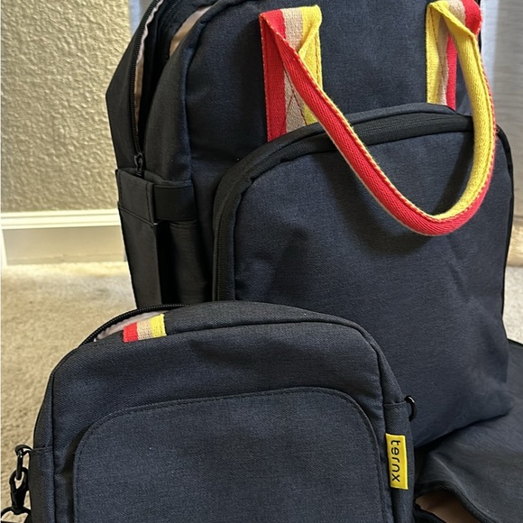 LIKE NEW TernX Diaper Bag + Accessories - Picture 2 of 5